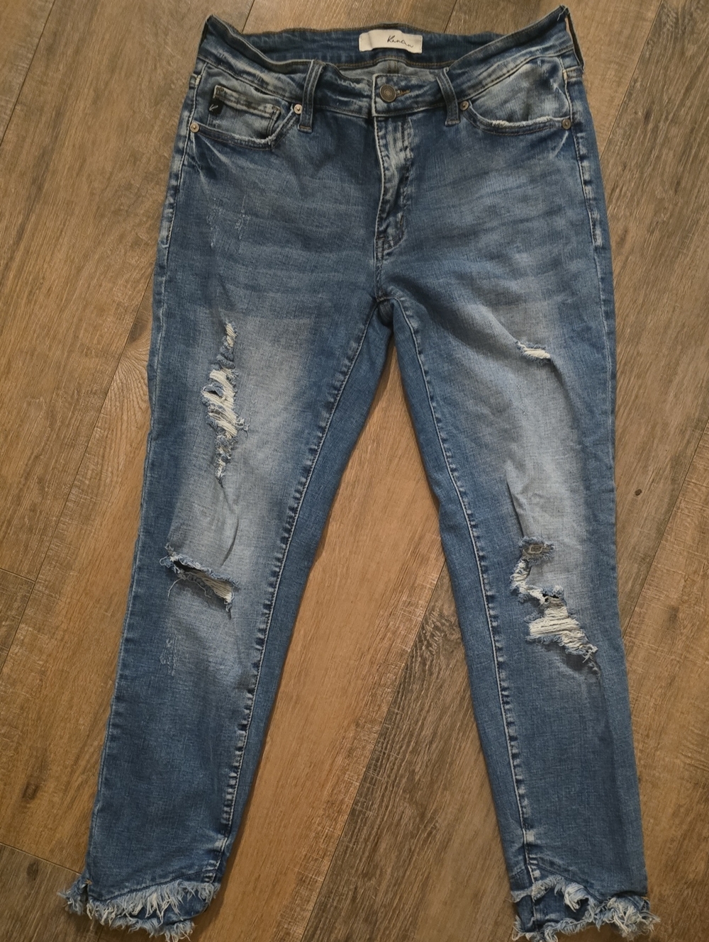 KanCan Distressed Ankle Crop Jeans in Medium Blue Wash